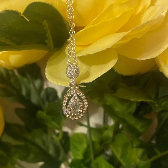 White gold filled necklace Clearance